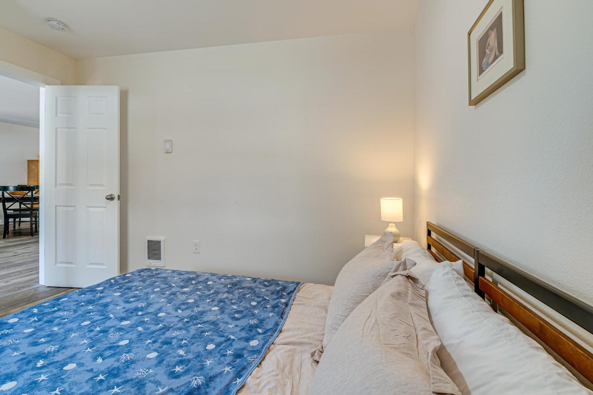 Вилла Charming Westport Abode With Hot Tub, Deck And Yard! Экстерьер фото