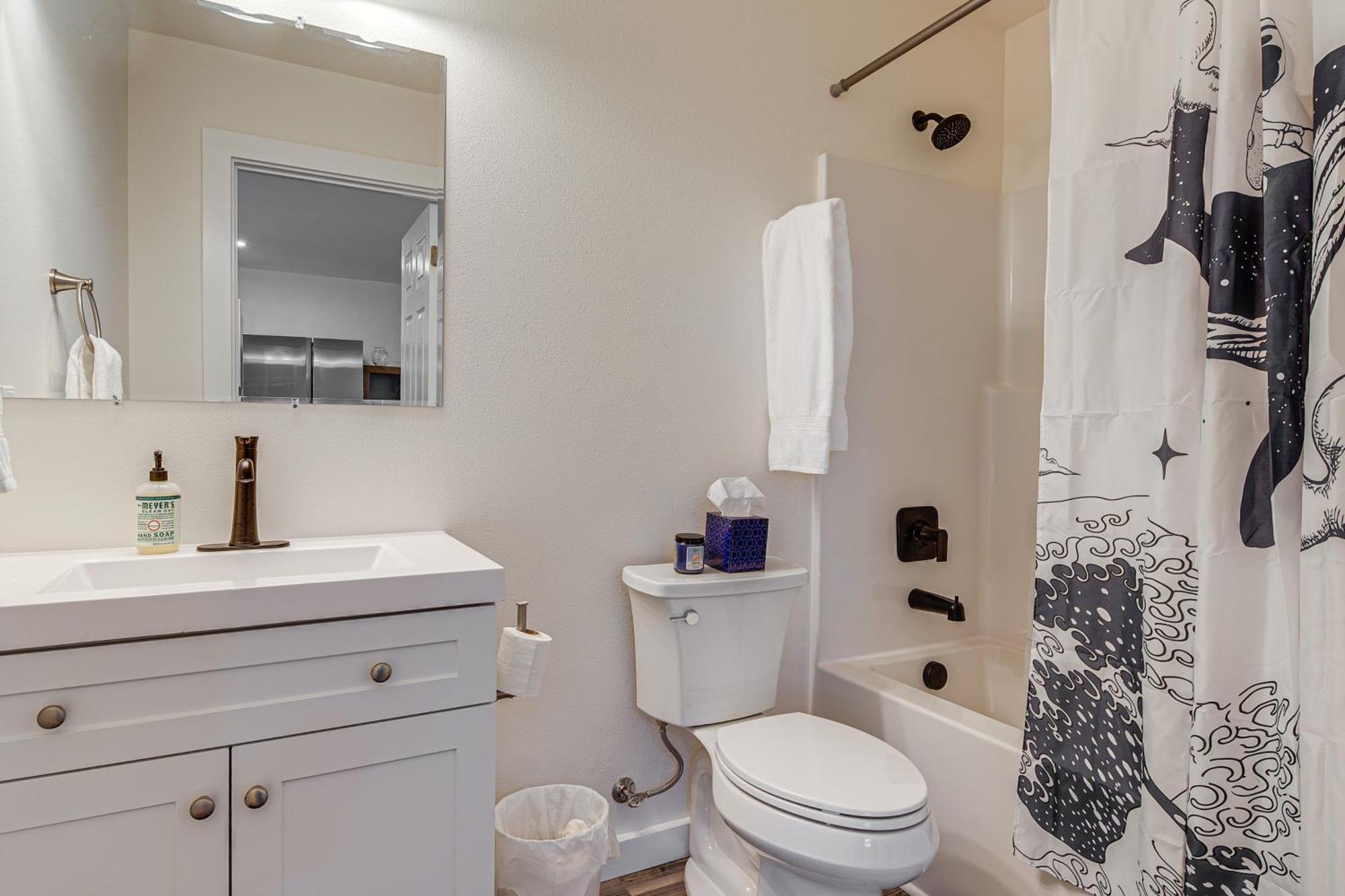 Вилла Charming Westport Abode With Hot Tub, Deck And Yard! Экстерьер фото