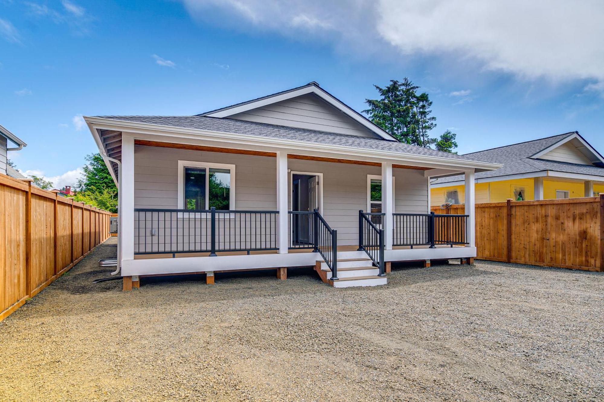 Вилла Charming Westport Abode With Hot Tub, Deck And Yard! Экстерьер фото